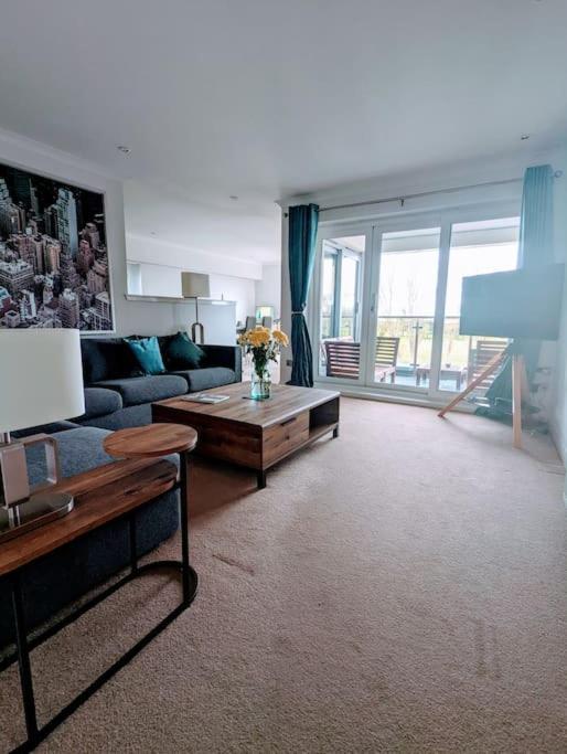 Beautiful 2 Bedroom Flat Overlooking Golf Course Carnoustie Eksteriør billede